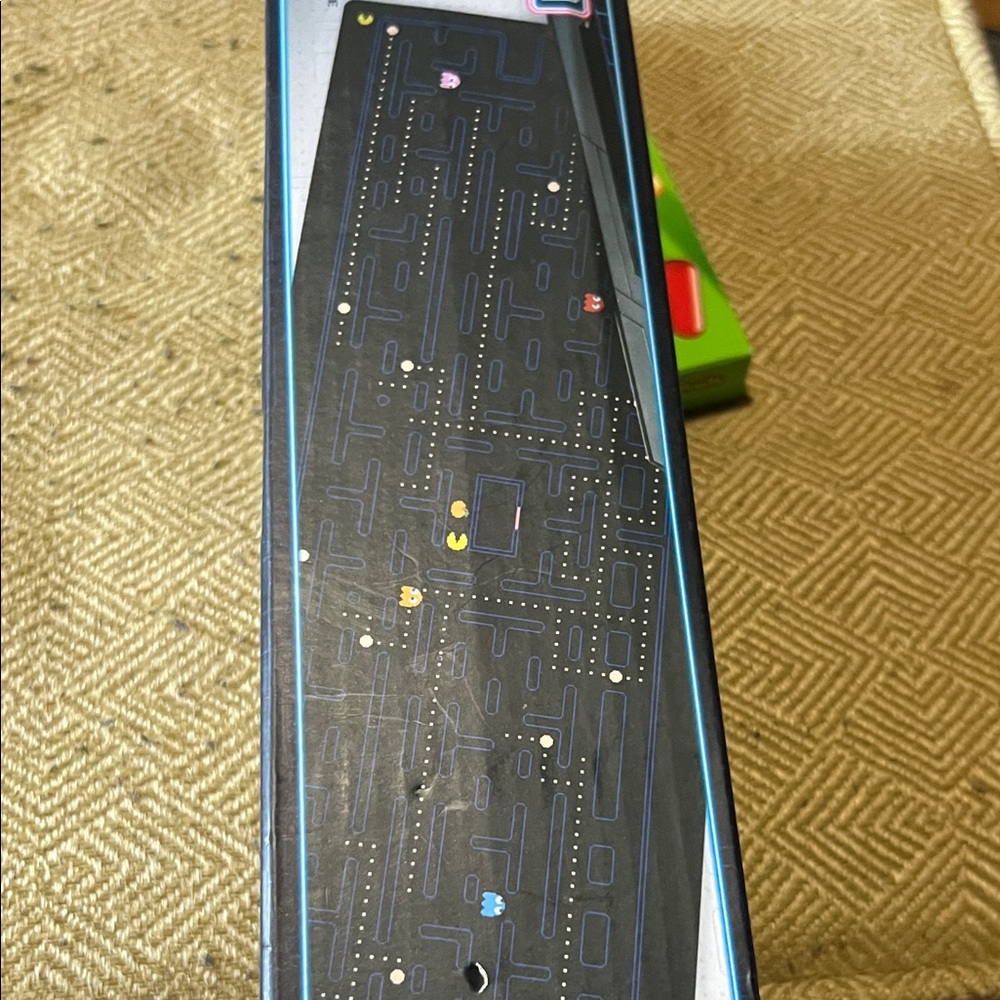Pac-Man Desk Mat - Picture 3 of 4